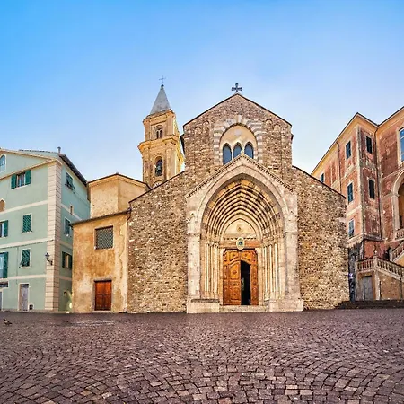 公寓 La Casetta Di Alex 文蒂米利亚